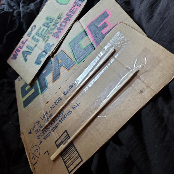 Homeless Alien Prop Signs - Picture 3 of 3